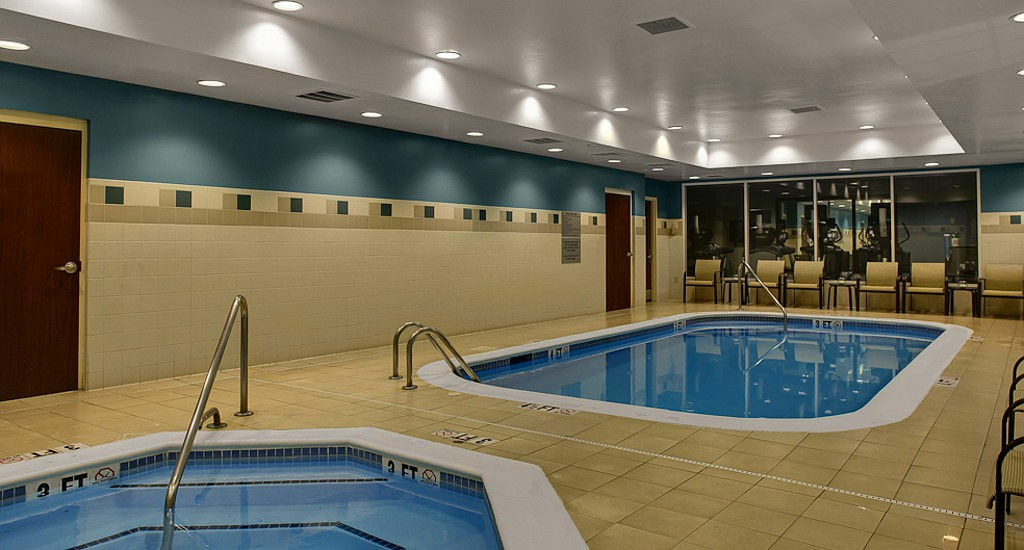 Hotel Courtyard Chapel Hill Exteriér fotografie